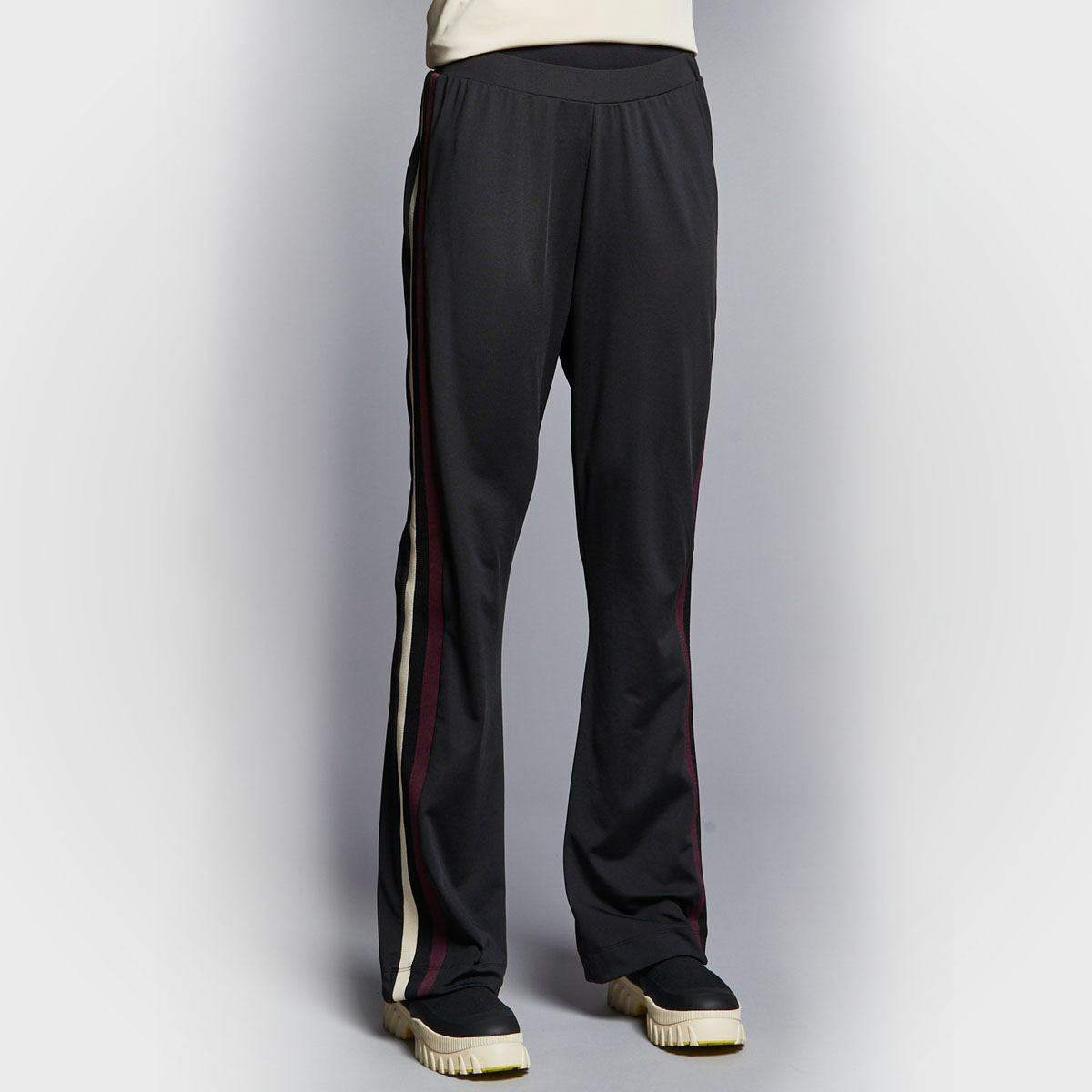 burgundy striped trousers